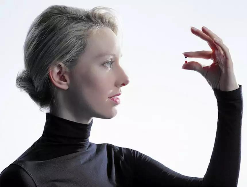 Theranos（前文提到的医疗保健公司）的创始人Elizabeth Holmes