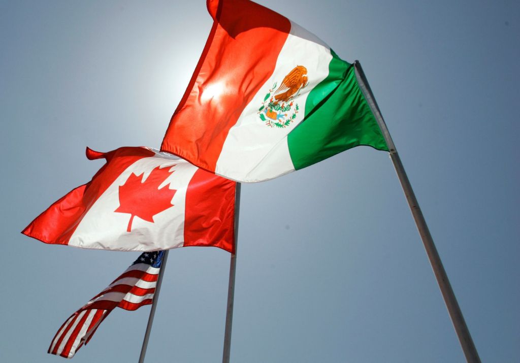 美墨加签署新的贸易协议，取代北美自由贸易协定