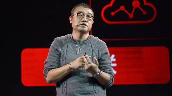 京东集团CMO兼商城轮值CEO徐雷
