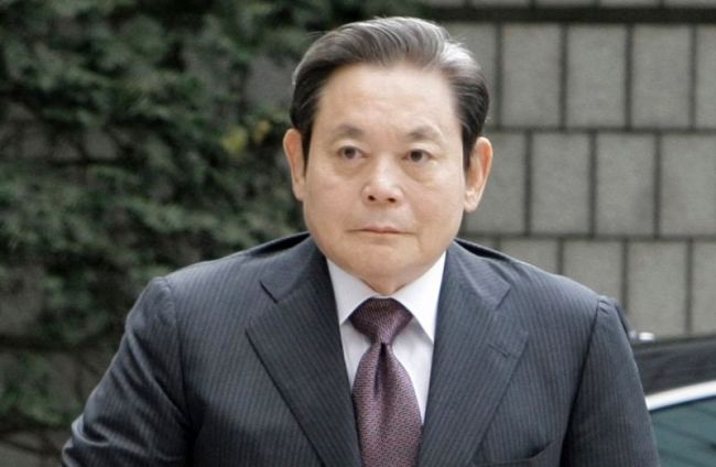 韩国检方暂停起诉三星董事长李健熙 因其健康状况不佳
