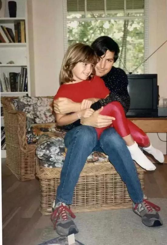 乔布斯女儿忆父亲：我的渣男爸爸乔布斯