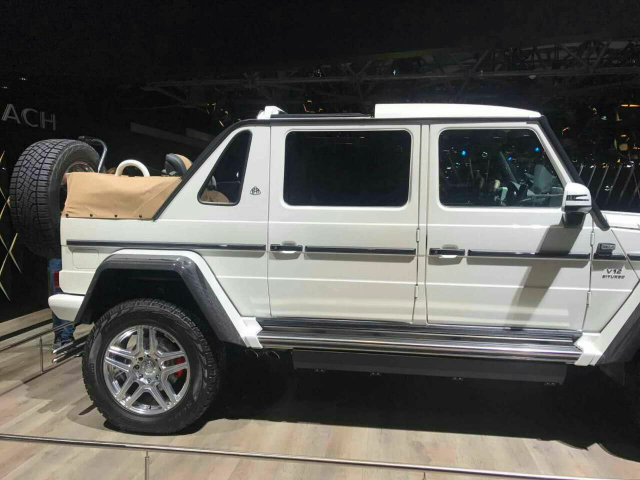 全球限量版奔驰迈巴赫g650豪华越野车