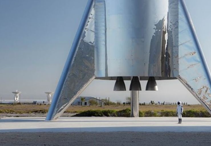 SpaceX星际飞船整流罩被狂风吹翻，需几周修复