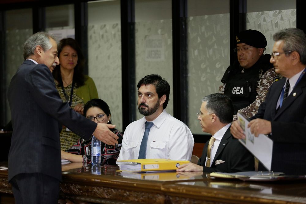 Facebook诈骗犯被送回美国受审：曾称小扎欠他半个公司