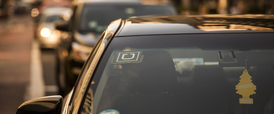 Uber把纽约市告上法庭：限制网约车司机数量不公平