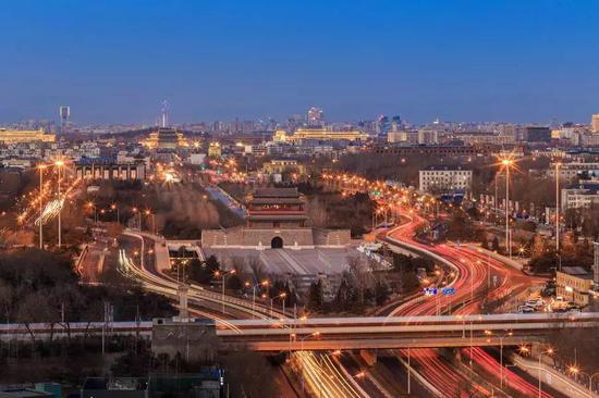 福布斯发布十大亿万富豪之都,中国占了四个!