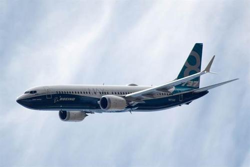 波音宣布暂停交付737 MAX客机