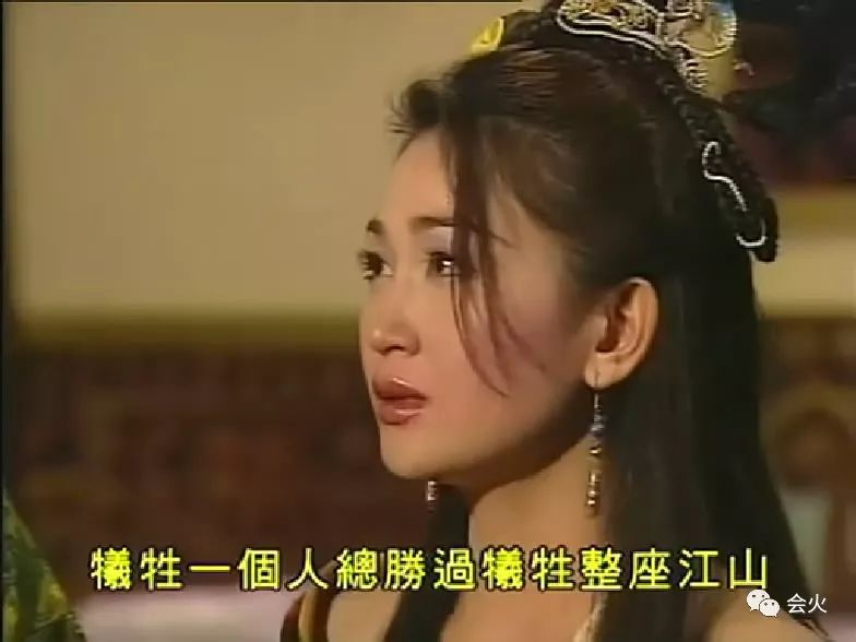 她没能把脱掉的衣服一件件穿回，却也成了人生赢家