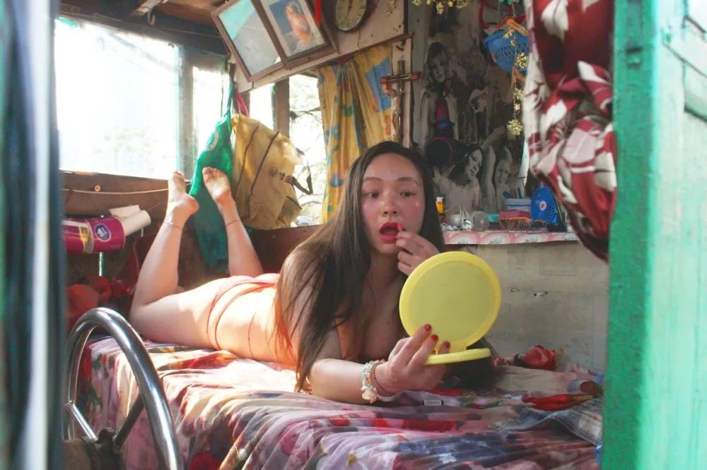 妓女，有性瘾，智商障碍，有三个老公，这样的女人却拿下影后
