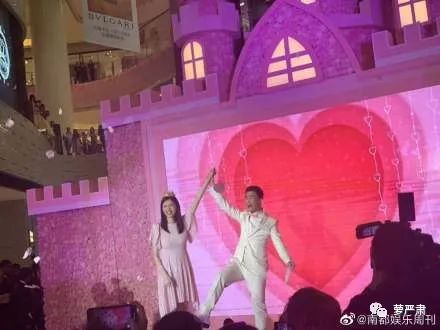 奚梦瑶的盛大求婚仪式，有钱人的审美好奇怪？