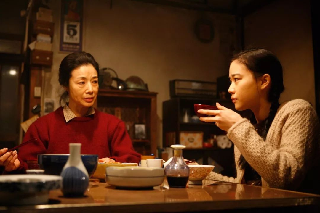国民女神闪恋闪婚！突然公布，老公太丑，粉丝不接受