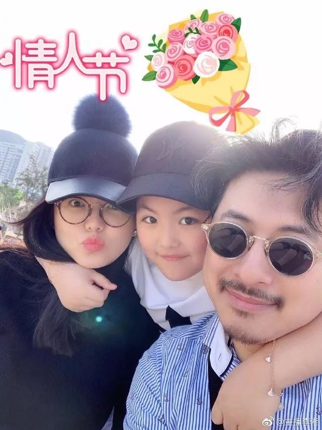 女儿穷养还是富养？李湘这个人民币玩家，显得小S好寒酸！