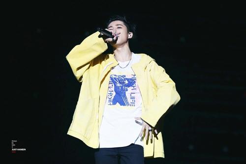 韩团iKON金韩彬涉嫌吸毒 与毒品嫌疑犯聊天自称吸大麻