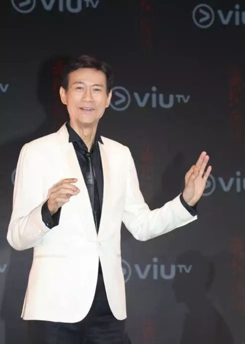 曾经帅到掉渣而今却胖若两人，这位TVB男神到底经历了什么