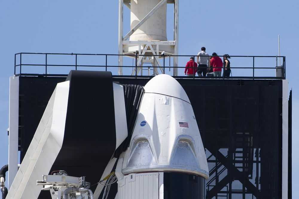 科技早报 | 阿里批准股票“一拆八”方案 SpaceX首次载人飞行或推迟到2020年