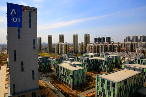 安龙县gdp_贵州安龙县县城照片(2)