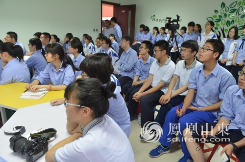 中学校园记者团的报道内容界定及其实践