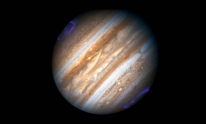 木星北极极光 直径比地球还大-中国学网-中国I