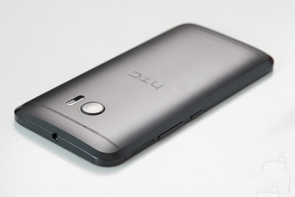 HTC将推廉价版Desire 10：三季度发布