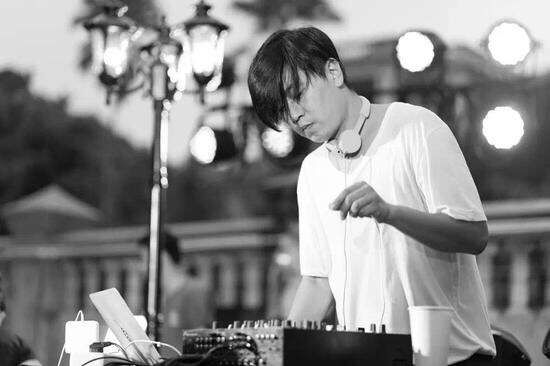 中国最酷的岛上书店 晓学堂·虫洞书店在鼓浪