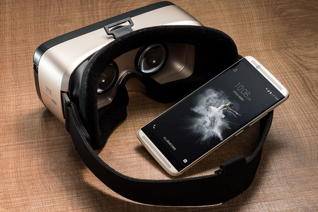 VR专场 这些手机带你闯入“沉浸”秘境