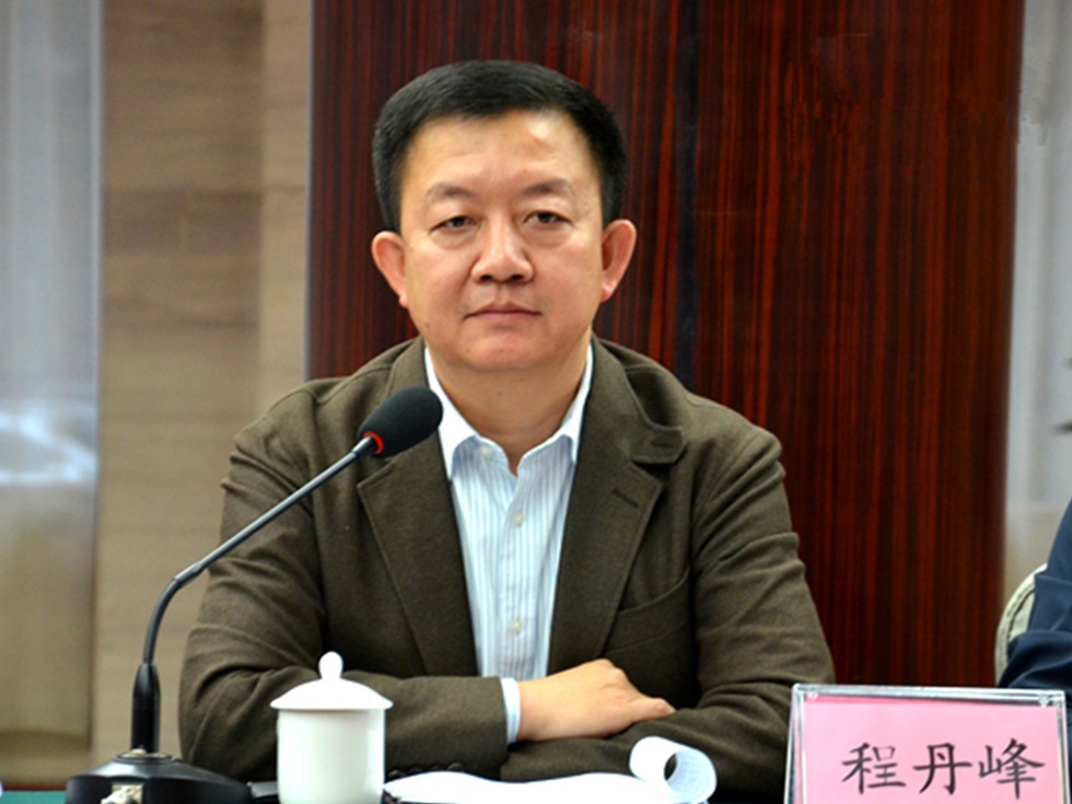 苏荣女婿:岳父最大的失败在于娶了 于丽芳  - 中