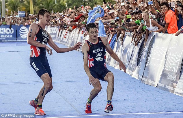 EPA 金银兄弟再成赛场焦点:他接近死亡的一刻