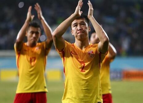 环球时报怒批中国足球虚假繁荣 建议归化外籍球员