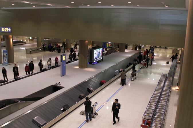 韩媒：一中国男子疑因订票失败 持刀在仁川机场闹事