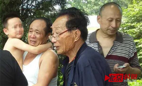 江苏2村民“普法”惹恼县乡官员 被羁押480天