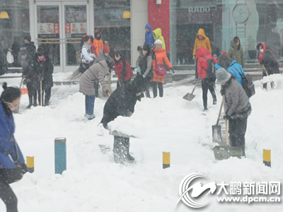 黑龙江迎今冬最大降雪 局地积雪达21.7厘米(图)