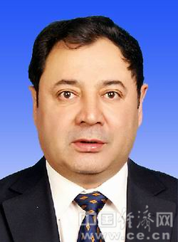 肖开提·依明任新疆自治区党委统战部部长