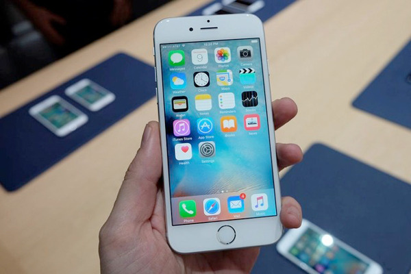 苹果：自查iPhone 6S能否免费换电池的网上教程有误