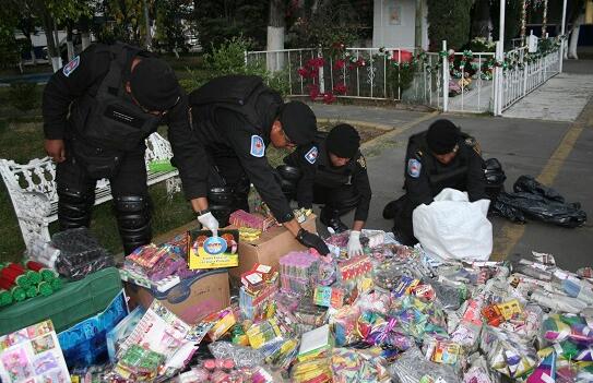 墨西哥一烟花市场发生严重爆炸 至少60人受伤