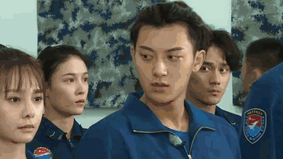 打脸李锐,黑面怼教官…《真男》里的佟丽娅太败好感