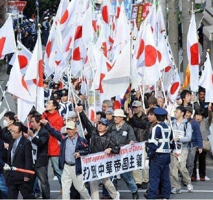 解放军军机飞过对马海峡 日本网友呼吁抵制中国货