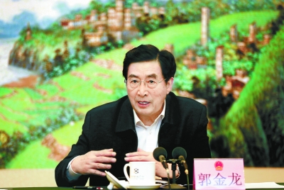 北京市委书记郭金龙强调：保护风貌也要改善人民生活