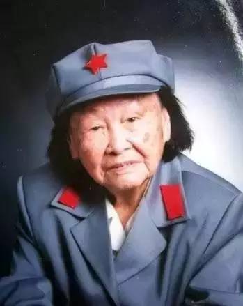 春晚上全国人民为她庆生 曾用麻将策反国民党高官