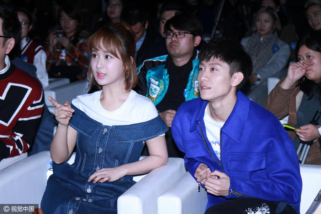 《家有儿女》再聚 杨紫脸越来越尖