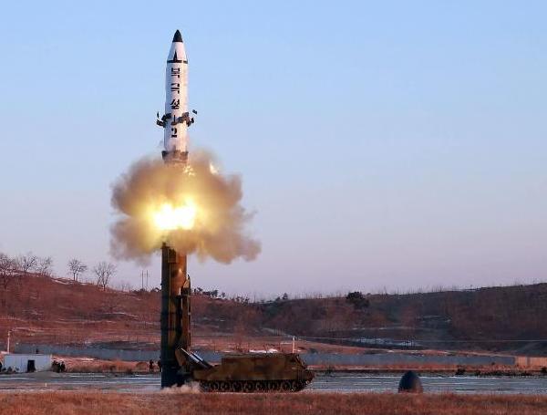 朝鲜射弹又成“中国责任”？ 官媒：这锅我们不背