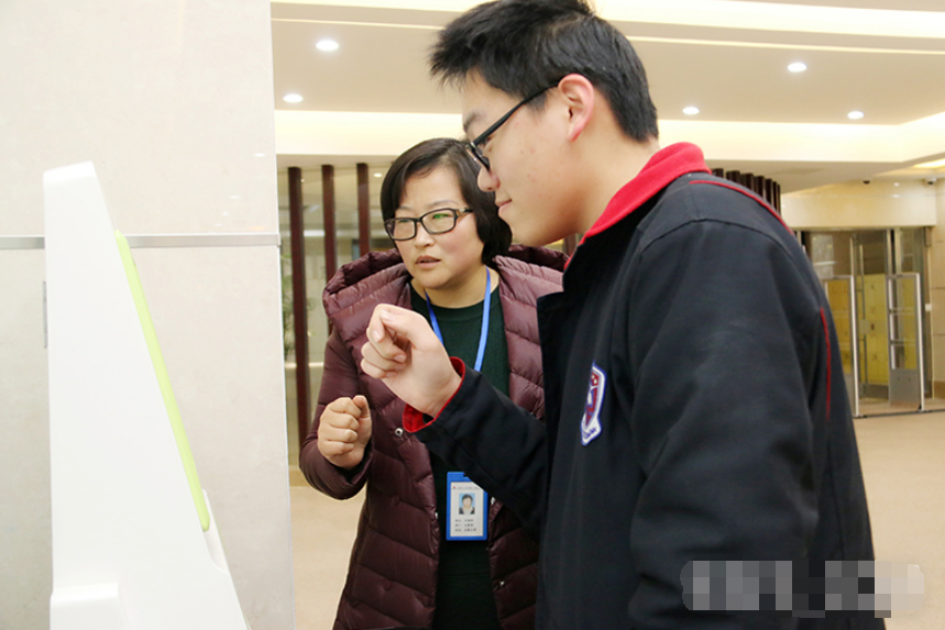 上师大附二外国际高中,连图书馆都能如此这么