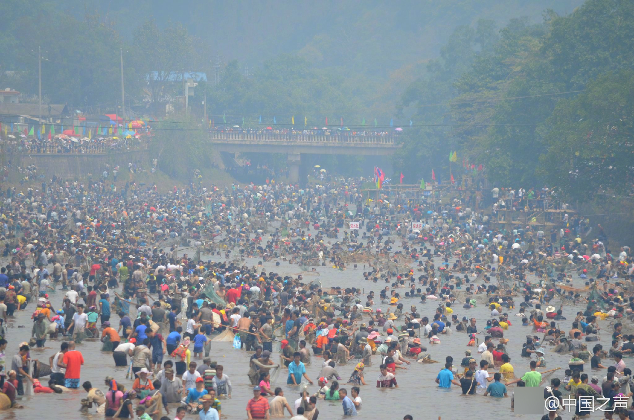 孟连县人口_赏梯田 探溶洞 游茶园......金秋九月来云南拥抱大自然(3)