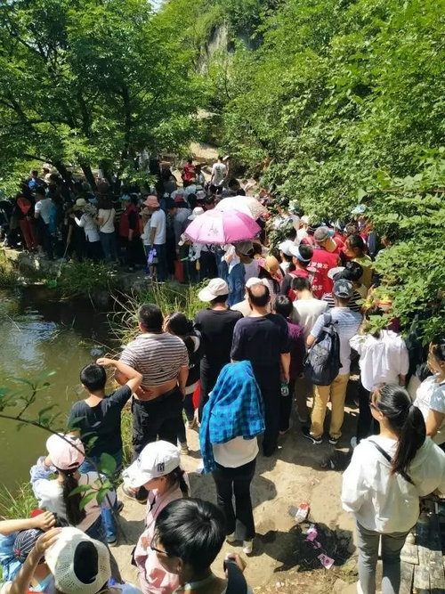 五一小长假 七十二潭景区迎2017年首个旅游高峰