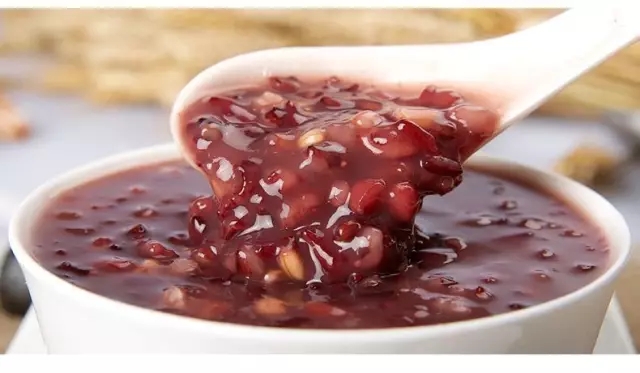 五,宜食赤豆粥