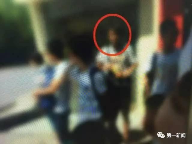 西安19岁女大学生公交车上遭猥亵 因恐惧不敢报警