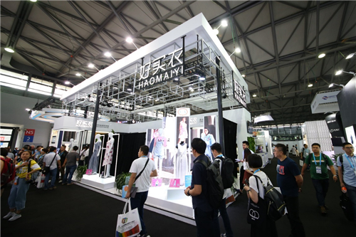 商用型虚拟试衣技术亮相2017 CES Asia 好买衣携手C&A催生服装新零售变革_凤凰商业