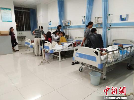 云南43名小学生饮用营养餐牛奶后出现呕吐等反应