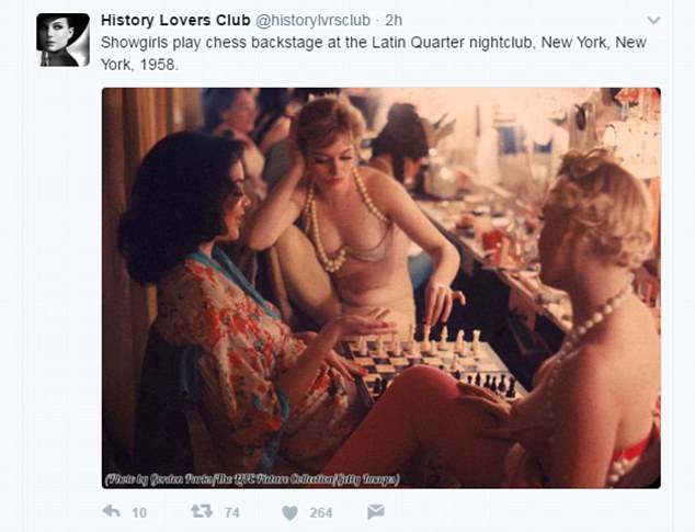 英国议会上,议员看了这张照片引发争议 (组图)