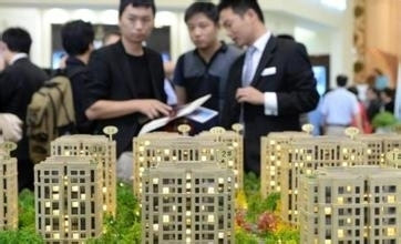 上海男子一年内以不同价 将房子分别卖给两位购房者