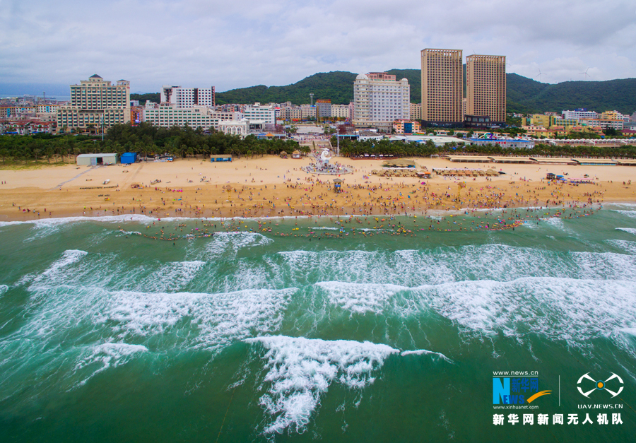 航拍南粤下的"明珠" 碧海银沙如大海乐章